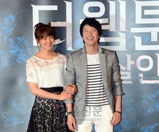 ‘더 웹툰’ 이시영-엄기준, “저희 잘 어울리나요?”