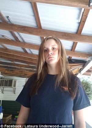 피 안섞인 20대 남녀 ‘근친상간’ 혐의 체포, 이유는?