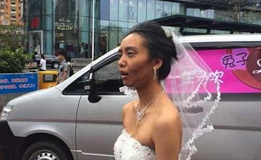 70세 노인 화장으로 촬영 나선 젊은 신부…신랑 반응은?