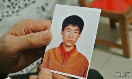 ‘살인죄’ 사형된 18세, 18년만에 누명벗어 ... 중국 분노·자성 들끓어