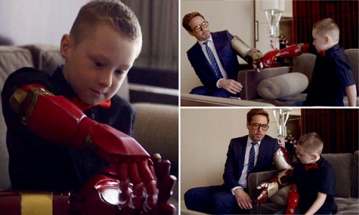 로버트 다우니 주니어, 장애 소년에 ‘아이언맨 팔’ 선물