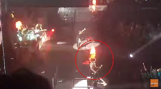(영상) 인기 아이돌 밴드5SOS ‘무대 화상 사고’ 순간