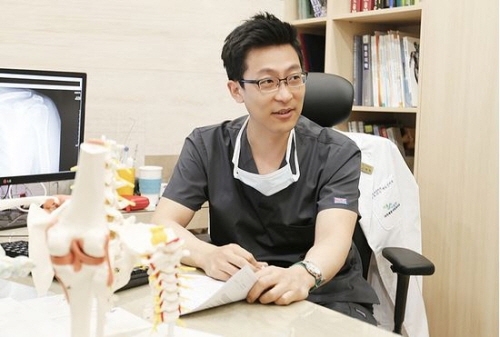 ‘발바닥통증 원인은 족저근막염’, 체외충격파치료로 통증완화