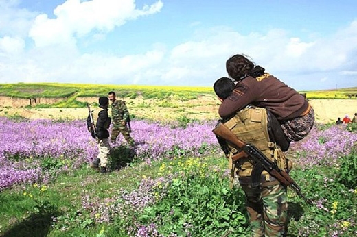 IS(이슬람국가) ‘성 노예’로 잡힌 여성들 구출하는 사람들