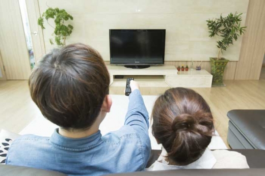 [건강을 부탁해] 하루 3~4시간 TV 시청, 사망률 15% ↑
