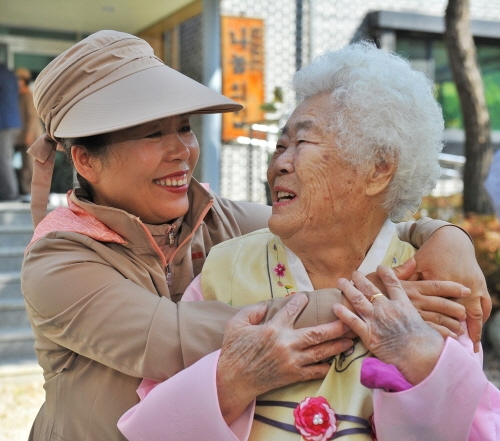 한국야쿠르트 사회공헌 실천… 야쿠르트아줌마의 나눔 활동