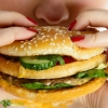 아무리 먹어도 배고프게 하는 ‘비만 효소’ 찾았다(연구)