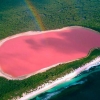 ‘핑크 호수’ 비밀 풀렸다…원인은 소금 좋아하는 미생물