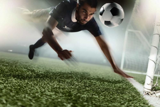 ‘헤딩’ 많이 하면 알츠하이머?…英축구 스타 부지기수