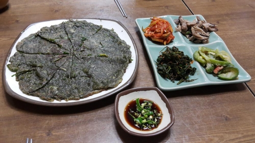 [김영탁의 시식남녀] 객이 토박이 되는…강진의 情을 먹다