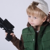 7살 어린이, 총 갖고 놀다 3살 쏴…총기소지 또 도마에