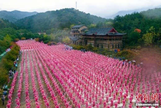 中 5만 여명 ‘최대 규모 광장댄스’로 기네스 기록