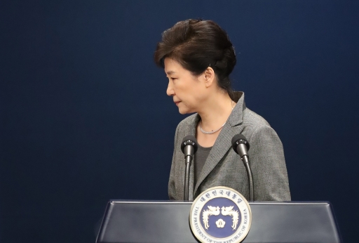 中 언론, 200만 ‘평화 촛불’ 외면하고 갈등 기사만 양산