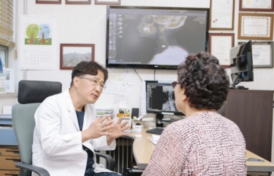 직장인들에게 빈번하게 발생하는 목디스크, 원인은?