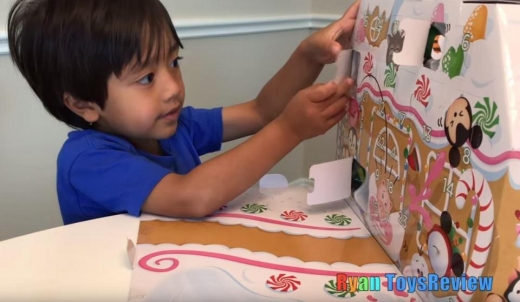 ‘장난감 갖고 놀았을 뿐인데’ …연 120억원 번 6세 소년