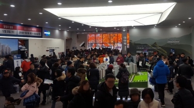 대야역 두산위브 더파크, 견본주택에 많은 인파 몰려 ‘눈길’