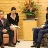중국 눈에 비친 日 아베의 ‘의자 외교’