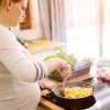 ‘달걀’ 섭취한 임신부, IQ 높은 아기 낳는다(연구)