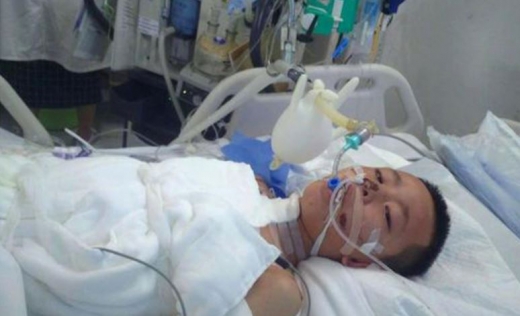 생명 위협하는 불길 속에서 엄마 보호하려한 7살 아들