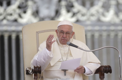 프란치스코 교황 “SNS, 침착하고 신중하게 사용해야”