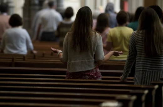 [여기는 남미] 10대 소녀 상습 성폭행한 신부에 징역 16년 선고