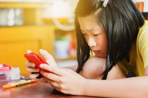 [여기는 중국] “스마트폰 안 돌려주면 자살할 것” 교사 협박한 10대