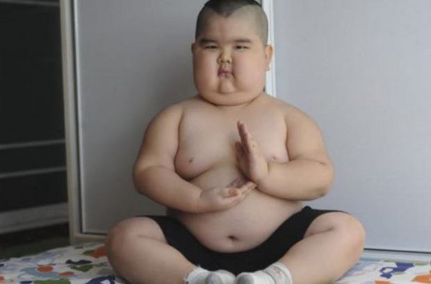 [월드피플+] 치료비 마련위해 인터넷 방송하는 中 5살 소년