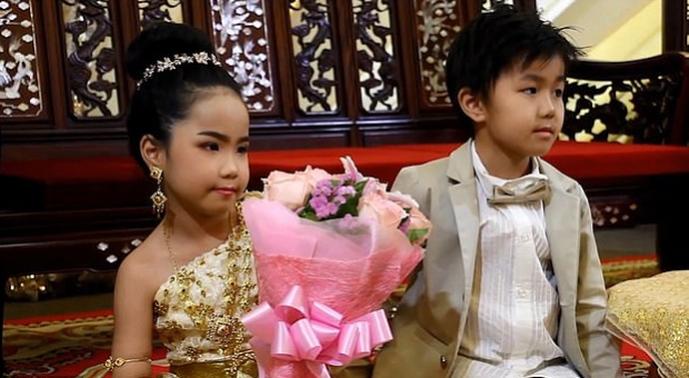 “전생에 부부였기 때문”…6살 쌍둥이 남매 결혼시킨 부모