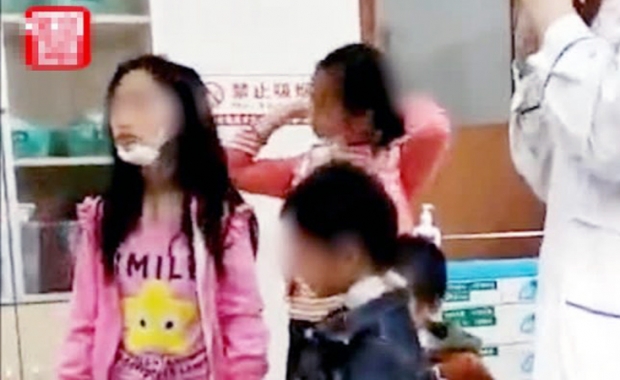 술 취한 中 남성 자녀 4명에게 흉기 휘둘러…목에 15㎝ 자상 ‘아찔’