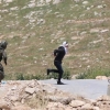 수갑차고 도망치던 팔레스타인 소년, 이스라엘군 총맞아 논란
