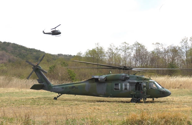 [김대영의 무기 인사이드] 경제성 논란 휩싸인 육군 UH-60 헬기 개량사업