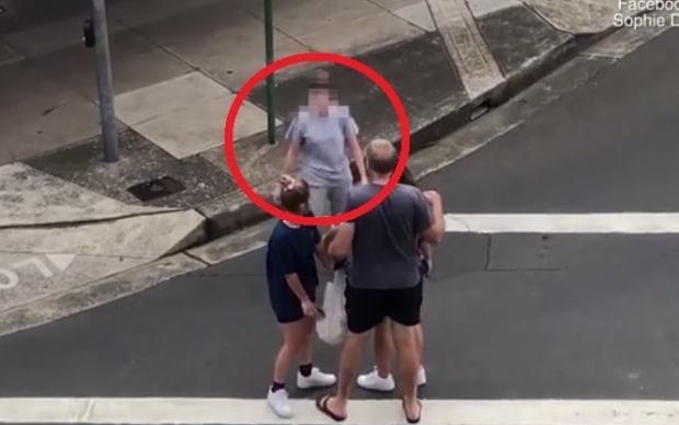 [여기는 호주] “코로나 걸린 동양개”…동양인 자매에 욕하며 침뱉은 백인 여성