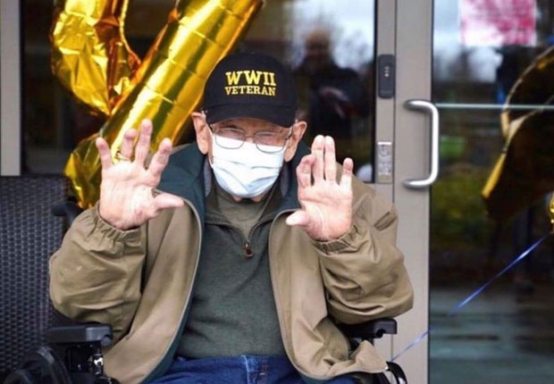[월드피플+] 美 104세 참전용사 코로나19도 이겼다…최고령 완치자
