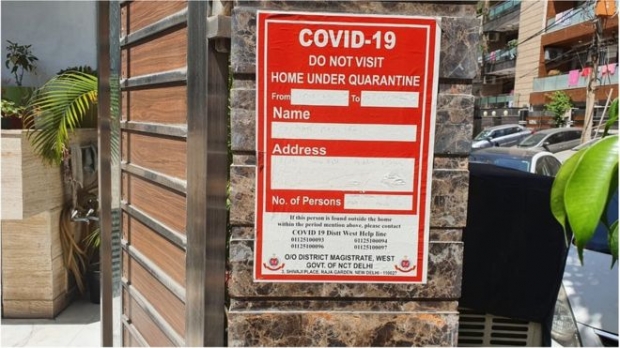 [여기는 인도] 자가격리자 집에 ‘방문금지’ 딱지, 손등엔 도장…인권침해 논란