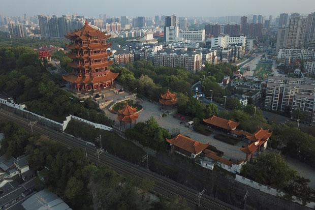 코로나의 역설 ‘파란 하늘’…中 공장 가동하니 다시 잿빛으로　