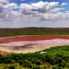 5만년 전 떨어진 운석이 만든 녹색 호수…하룻밤 새 붉게 변했다