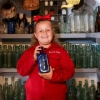 쓰레기가 돈이 되네… ‘오래된 유리병’ 판매 사업하는 英 7세 소녀