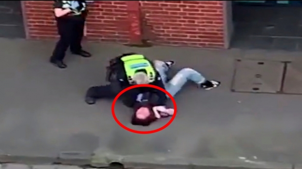 [여기는 호주] 마스크 미착용 여성 목 조른 경찰 논란