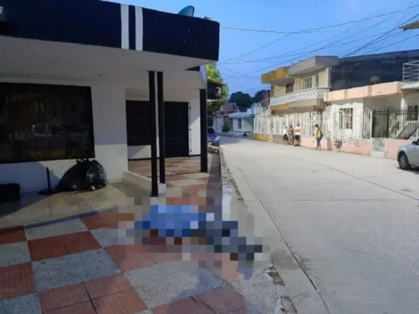 가족에 버림받고 집 앞에서 객사한 노인…코로나19 비극