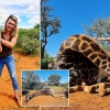 희귀 기린 ‘심장’ 손에 들고 기념 촬영…남아공 트로피 사냥꾼 논란
