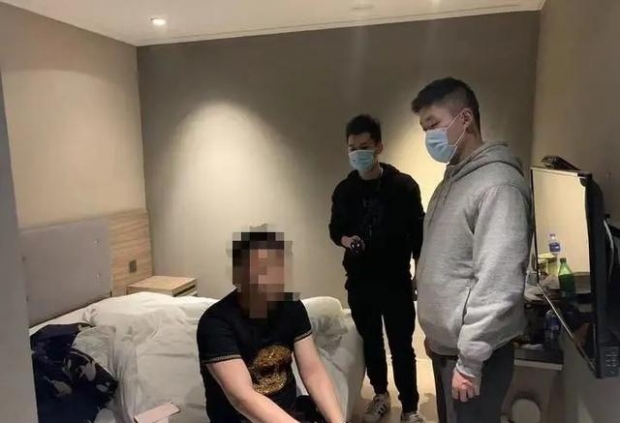 [여기는 중국] 전 남친 마음 돌리려 97회나 가짜 점쟁이에 돈 송금한 여성
