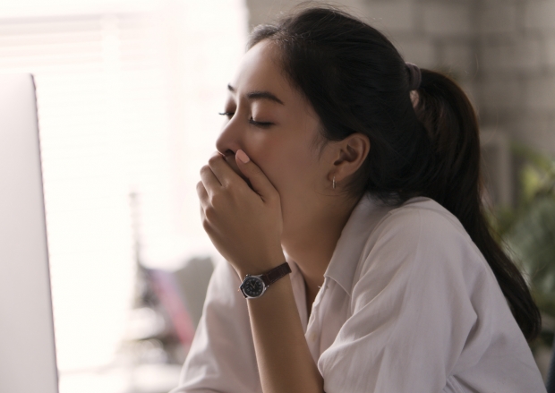 “수면 시간 6시간 이하면 나중에 치매 걸릴 위험 커져” (연구)