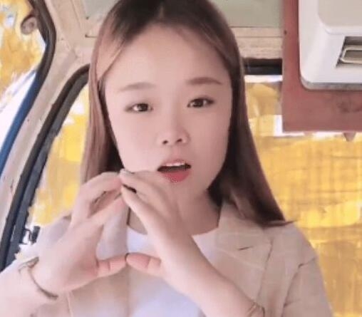 中 23세 SNS 스타, 생중계 중 100m 크레인에서 추락사