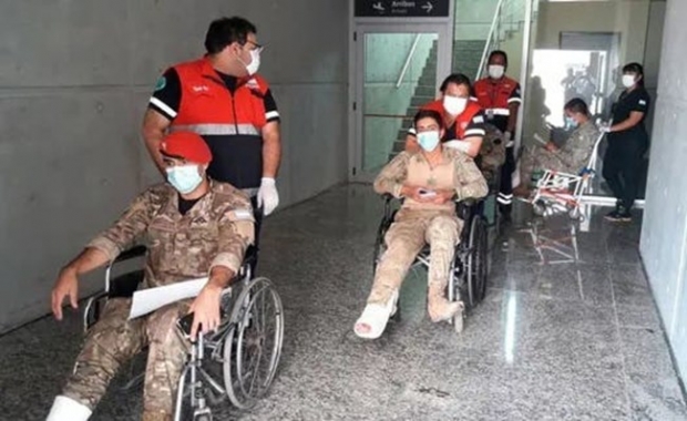 [여기는 남미] 특수부대 맞아?…낙하산 훈련 40명 중 35명 착지 중 부상