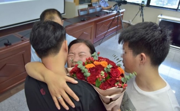 [여기는 중국] 생후 7개월 때 납치된 中 아들 22년 만에 찾은 부모의 사연