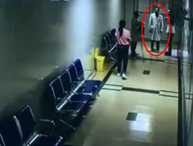 [여기는 중국] 병원도 못 믿어…엑스레이 촬영중 여대생 옷 벗게 한 의사 논란
