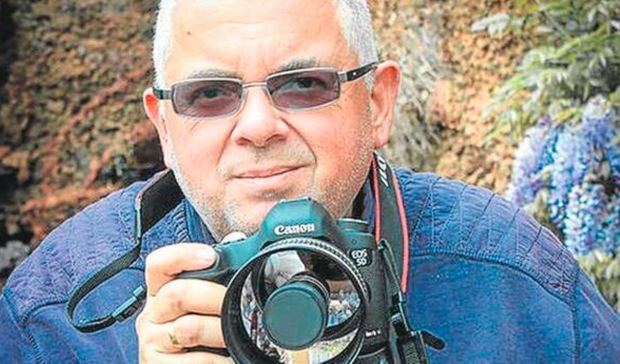 예술작품이라고? 누드사진 찍은 소아성애 작가에 징역 97년