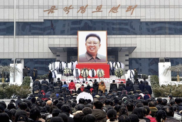 “웃다 걸리면 체포”…北 김정일 사망 10주기, 강압적 애도 분위기 이어져