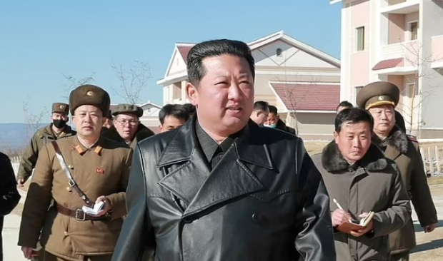 “처형 대상자 가족을 1열에 앉혔다…北 ‘숨어서 공개처형’ 이어져”