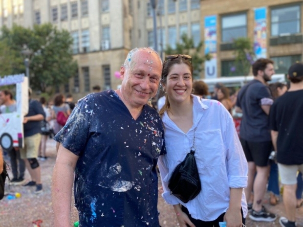 우울증 극복하려 64살에 어쩌다 의사 된 남자